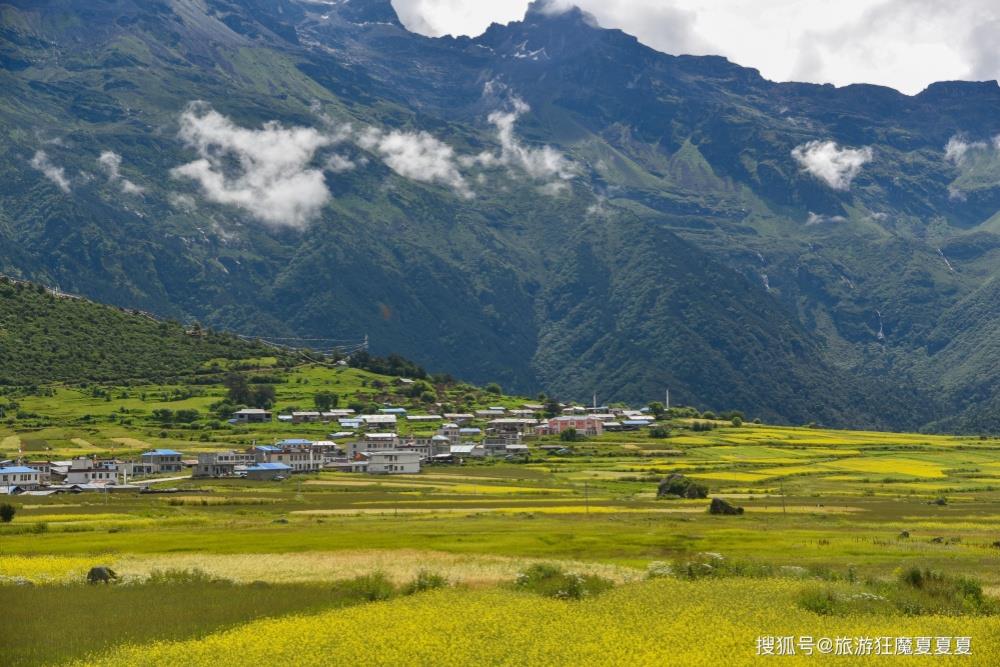 Von Giyrong, dem Städtchen an der nepalischen Grenze können Sie über die Grenze nach Kathmandu weiterreisen.